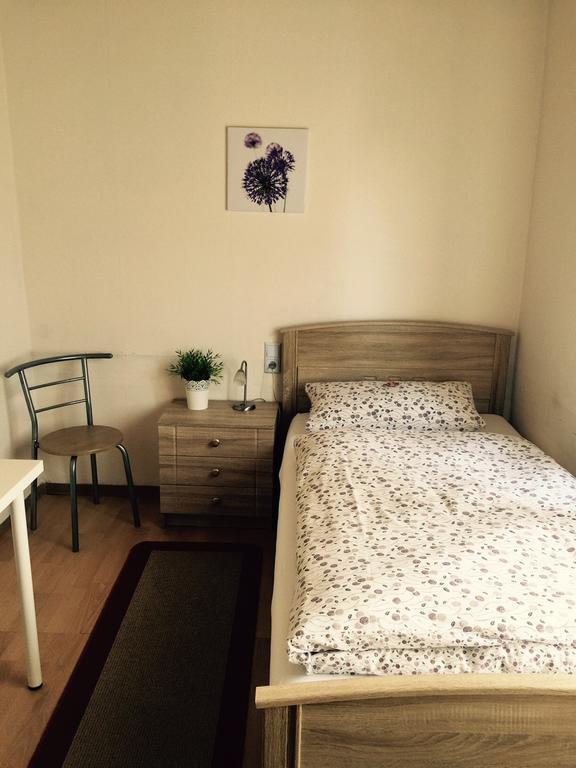 Pension Lindenhof Лимбург-на-Лане Стая снимка
