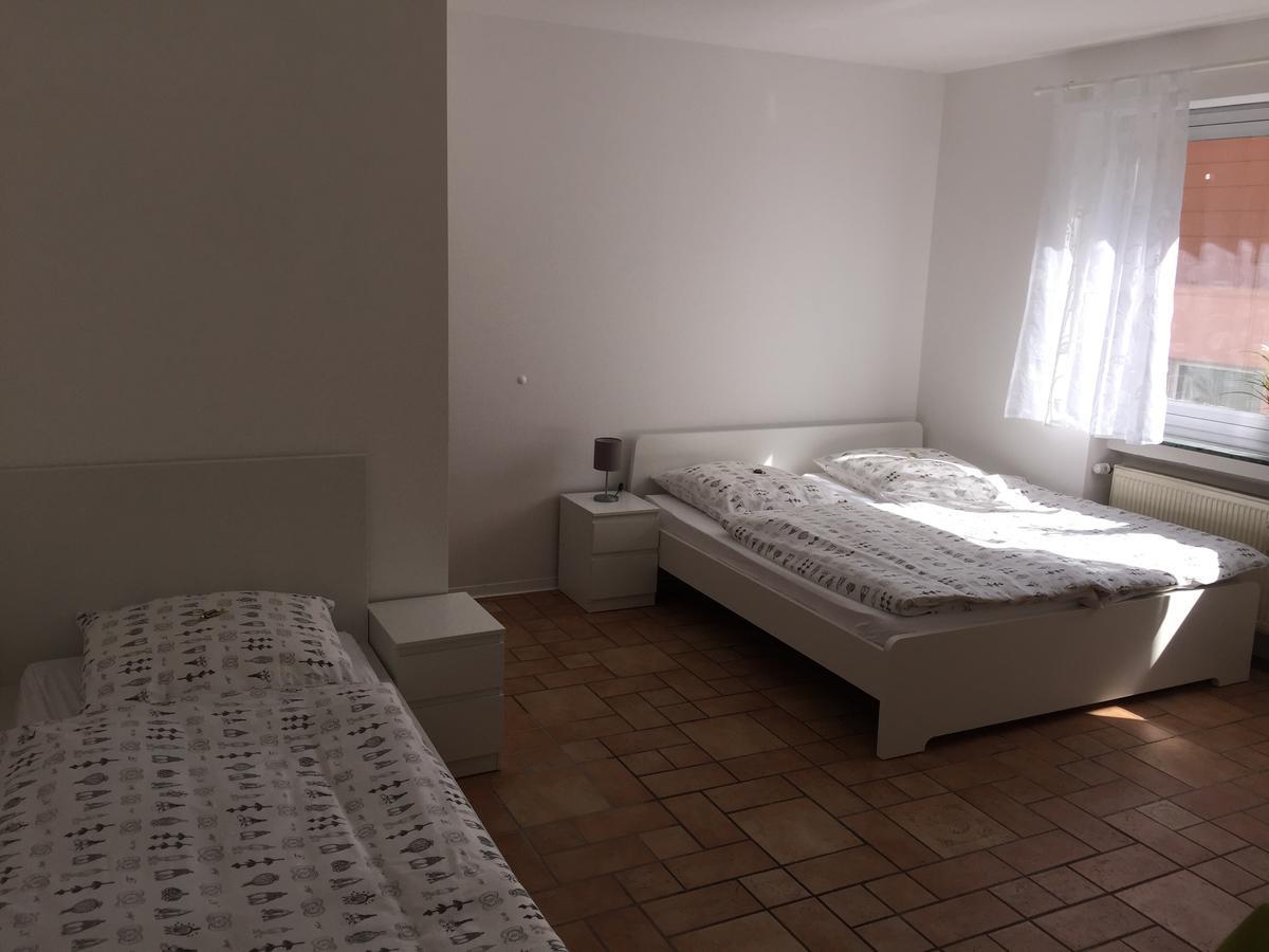 Pension Lindenhof Лимбург-на-Лане Екстериор снимка